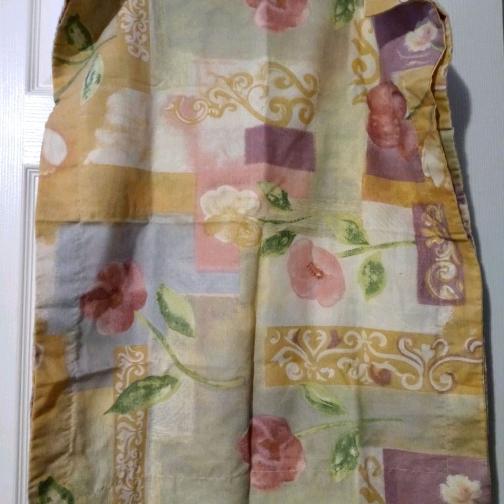 🌄🏩 2 FIELDCREST FLORAL SHAMS 🆕🏫🚜